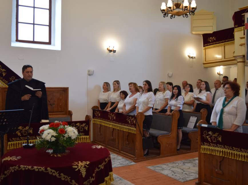 Magyarcsaholyban szervezték meg az egyházmegyei kórustalálkozót